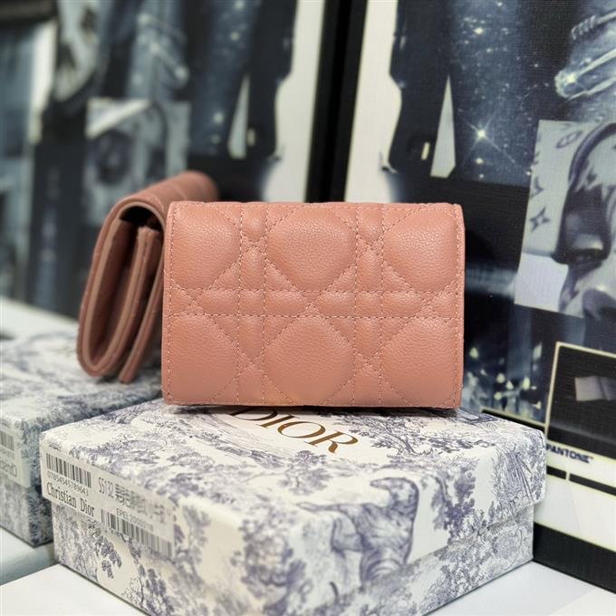 2025228Y 220P182145428